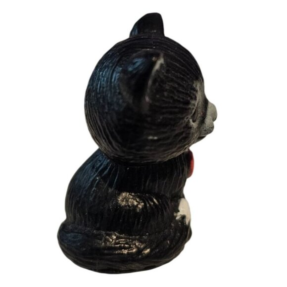 Hallmark Black White Cat Figurine Merry Miniatures Red Heart Vintage 1984 1.25" - Picture 6 of 7
